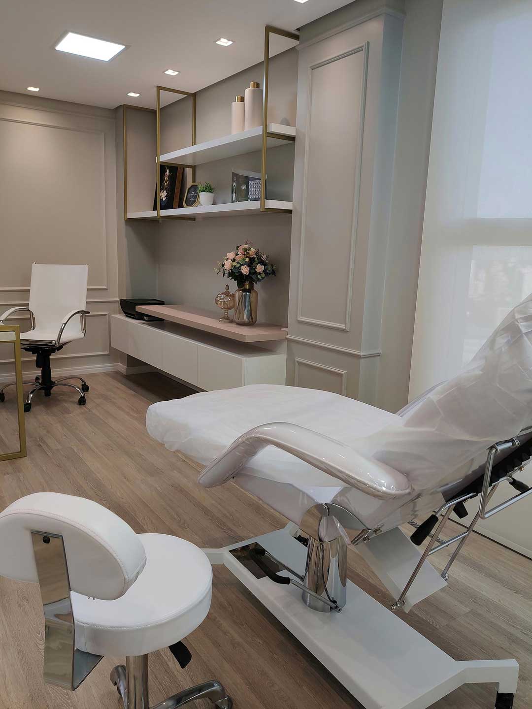 LB Arquitetura e Interiores CONSULTORIO-MEDICINA-BELEZA-05